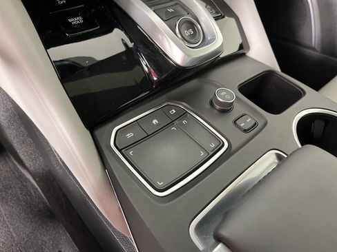 Used 2023 Acura MDX SH-AWD w/ Technology Package image 34