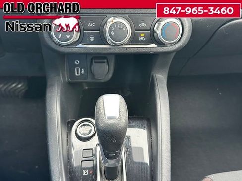 Used 2021 Nissan Versa SR image 17