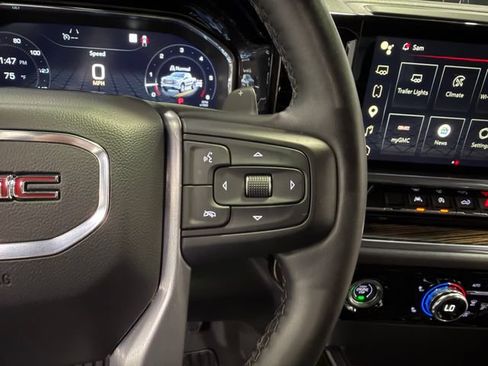Used 2023 GMC Sierra 1500 Elevation AWD/4WD image 19