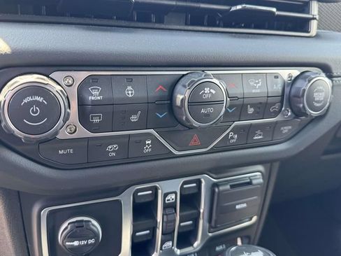 New 2026 Jeep Wrangler Unlimited Rubicon 392 w/ Quick Order Package 27X Moab AWD/4WD image 10