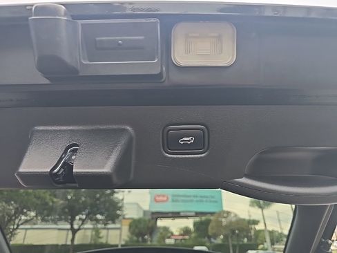 Used 2024 Kia EV6 GT-Line w/ GT-Line White Seat Package image 33