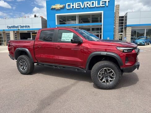 New 2026 Chevrolet Colorado ZR2 w/ Technology Package AWD/4WD image 1