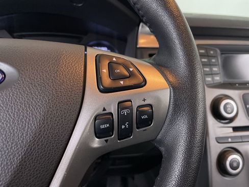 Used 2019 Ford Flex SE image 27