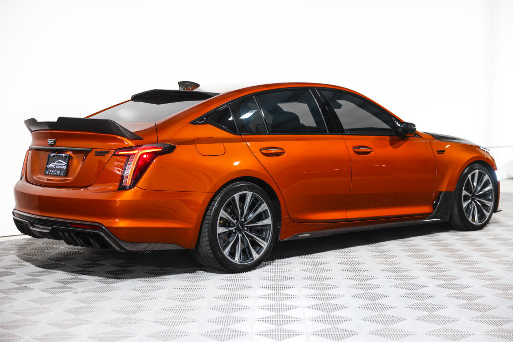 Used 2022 Cadillac CT5 V Blackwing w/ Carbon Fiber Package 2 RWD image 7