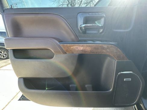 Used 2015 Chevrolet Silverado 1500 High Country w/ High Country Premium Package image 10