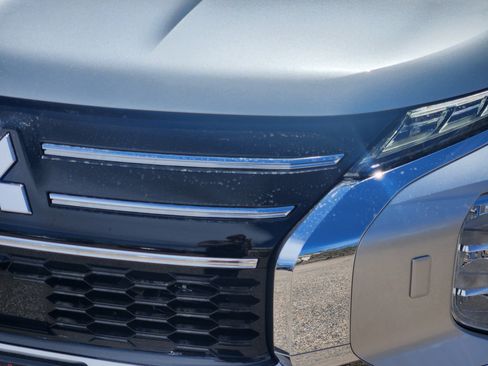 New 2026 Mitsubishi Outlander ES AWD/4WD image 5
