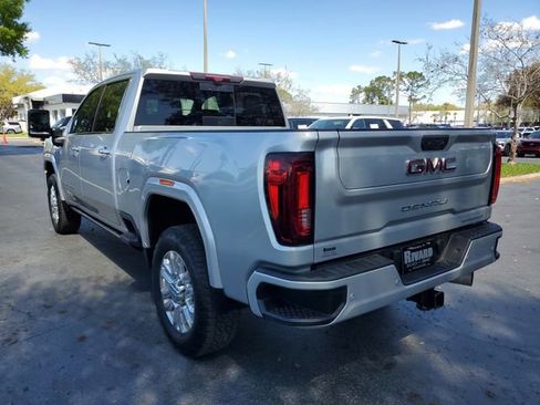 Used 2023 GMC Sierra 2500 Denali w/ Denali Ultimate Package image 3