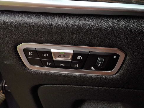 Used 2019 BMW X7 xDrive40i w/ Premium Package AWD/4WD image 27