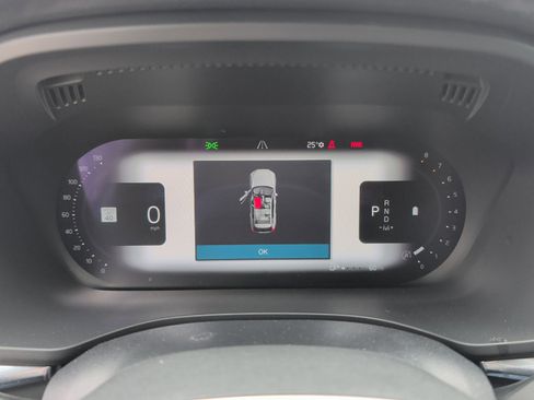 Certified 2023 Volvo XC60 B5 Core image 23