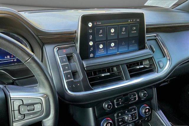 Used 2022 Chevrolet Tahoe Z71 w/ Luxury Package AWD/4WD image 11