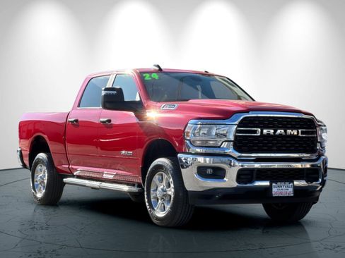 Used 2024 RAM 2500 Big Horn w/ Bed Utility Group image 2