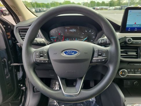 Used 2020 Ford Escape SE FWD image 21