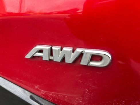 Used 2022 Toyota RAV4 SE image 30