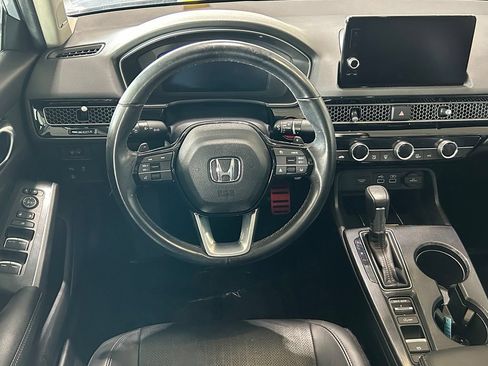 Used 2024 Honda Civic Touring image 9