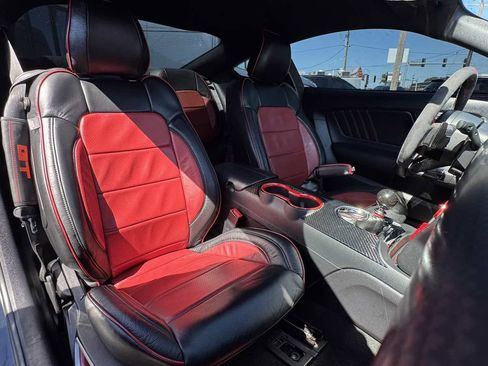 Used 2017 Ford Mustang GT Premium RWD image 44