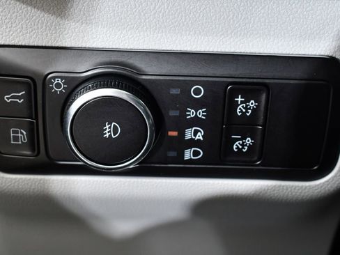 Used 2023 Ford Escape Platinum image 30