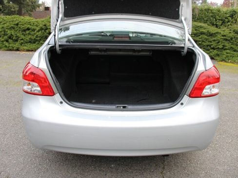 Used 2010 Toyota Yaris Sedan image 16