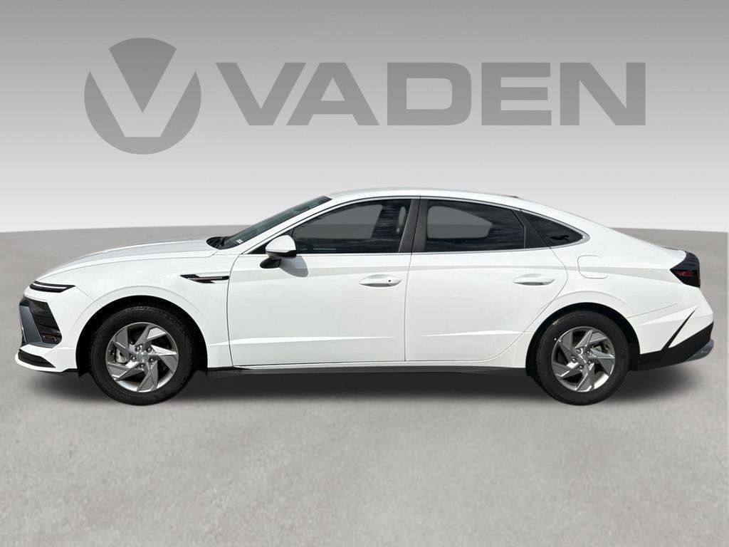 New 2025 Hyundai Sonata SE FWD image 8