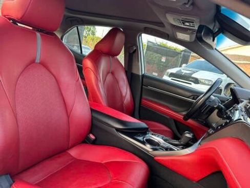 Used 2019 Toyota Camry XSE FWD image 24
