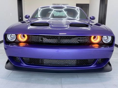 Used 2023 Dodge Challenger SRT Hellcat RWD image 12