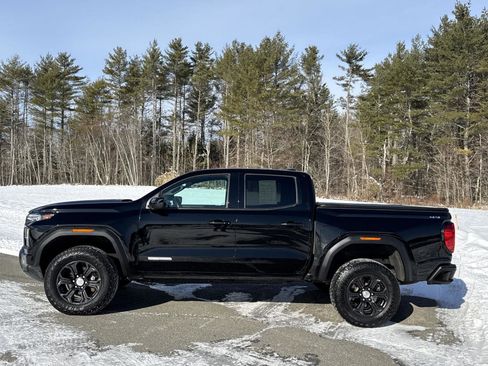 Used 2023 GMC Canyon Elevation w/ Elevation Premium Package image 3