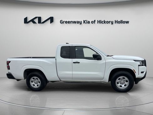 Used 2024 Nissan Frontier S w/ Technology Package image 9