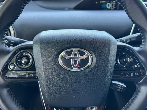 Used 2022 Toyota Prius Prime LE FWD image 28