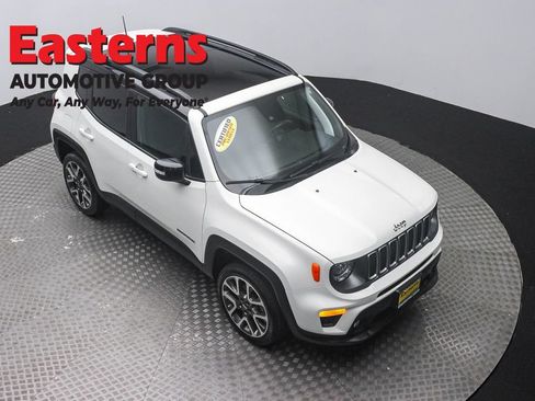 Used 2022 Jeep Renegade Limited w/ Sun, Sound & Wheels Group AWD/4WD image 3