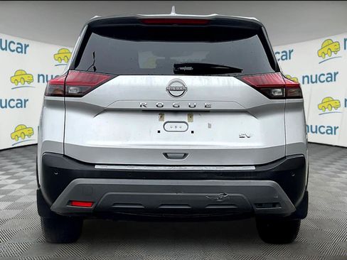 Certified 2022 Nissan Rogue SV image 5