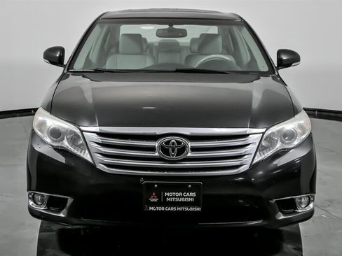 Used 2012 Toyota Avalon image 4