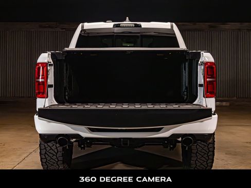 Used 2025 RAM 1500 Limited AWD/4WD image 9