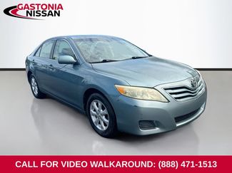 Used 2010 Toyota Camry LE FWD video 1