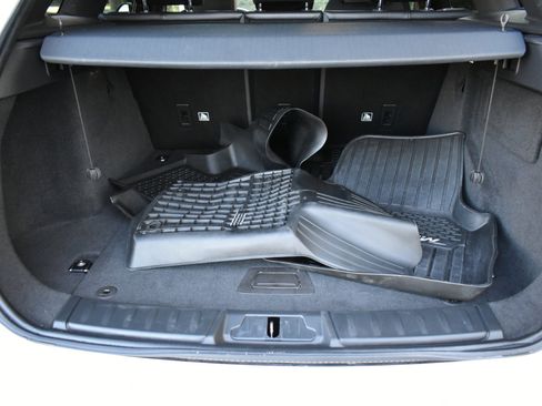 Used 2018 Jaguar F-PACE S image 49