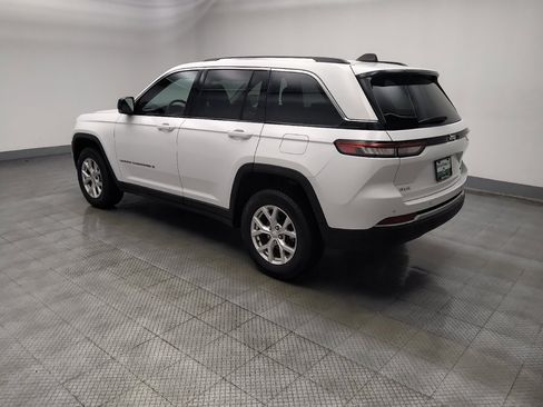 Used 2023 Jeep Grand Cherokee Limited image 3