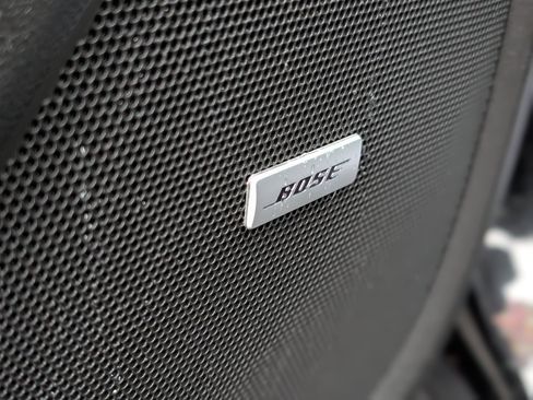 Used 2023 Chevrolet Traverse RS image 34