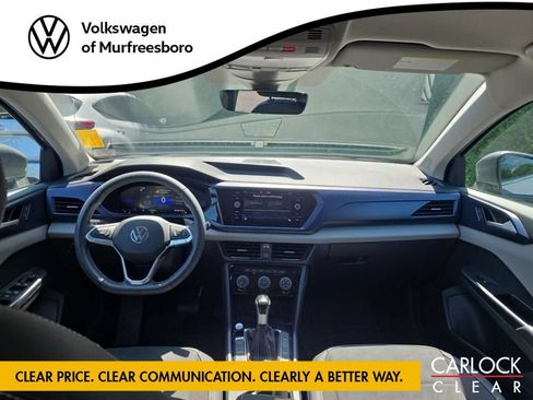 Used 2023 Volkswagen Taos SE FWD image 7