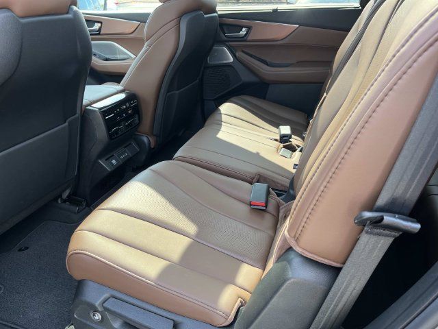 Used 2025 Acura MDX w/ Technology Package FWD image 21