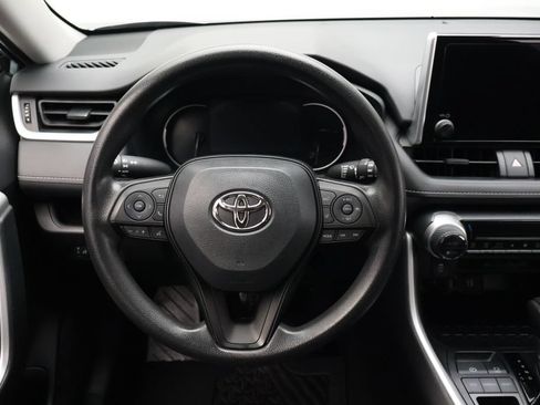 Certified 2023 Toyota RAV4 XLE FWD image 23