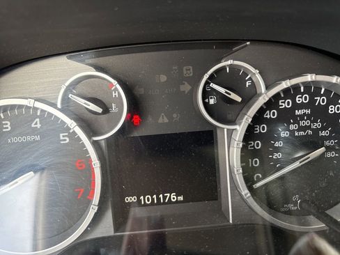 Used 2015 Toyota Tundra 1794 Edition image 5