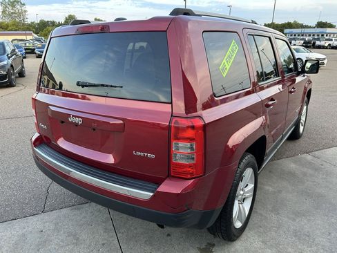 Used 2015 Jeep Patriot Limited w/ Sun/Sound Group AWD/4WD image 5