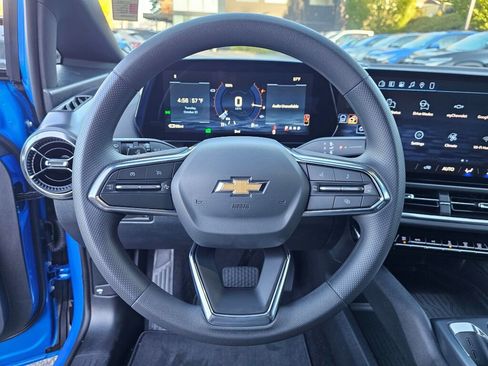 New 2026 Chevrolet Equinox EV LT image 10