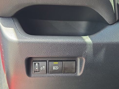 Used 2023 Toyota RAV4 LE AWD/4WD image 42