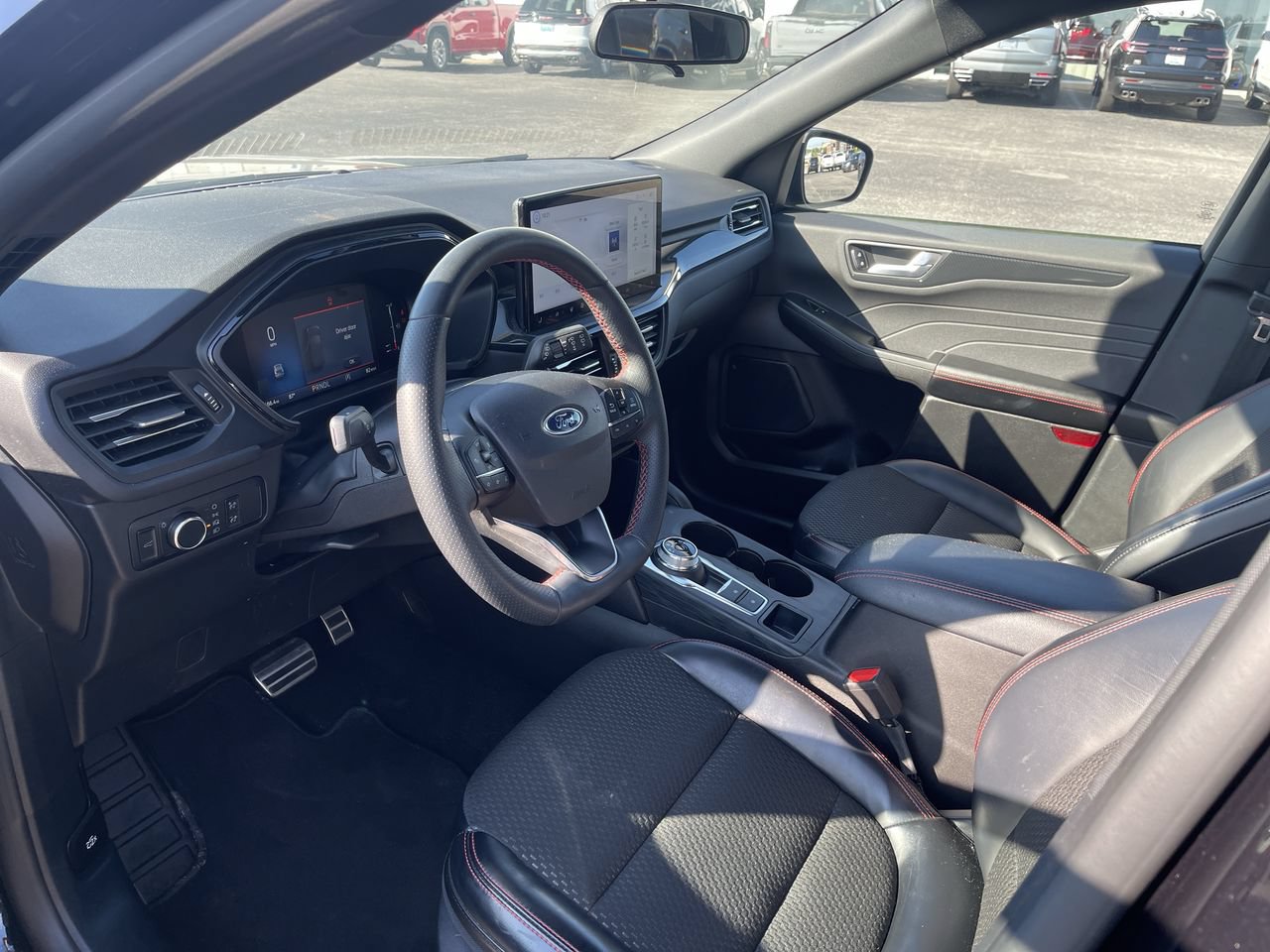 Used 2024 Ford Escape ST-Line w/ Tech Pack #1 AWD/4WD image 10