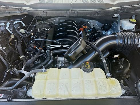 Used 2023 Ford F150 Lariat AWD/4WD image 36