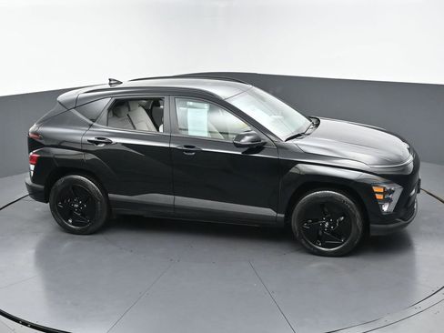 Used 2024 Hyundai Kona SEL FWD image 43