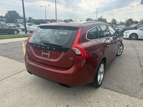 Used 2015 Volvo V60 T5 Premier image 7