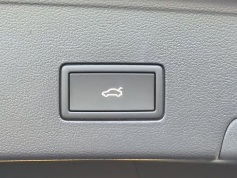 New 2026 Volkswagen Atlas Cross Sport SEL Premium R-Line image 10