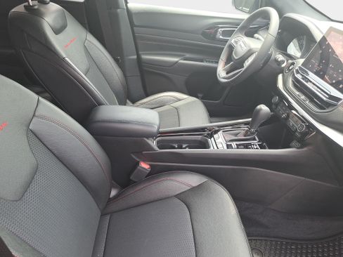 Used 2023 Jeep Compass Trailhawk AWD/4WD image 10