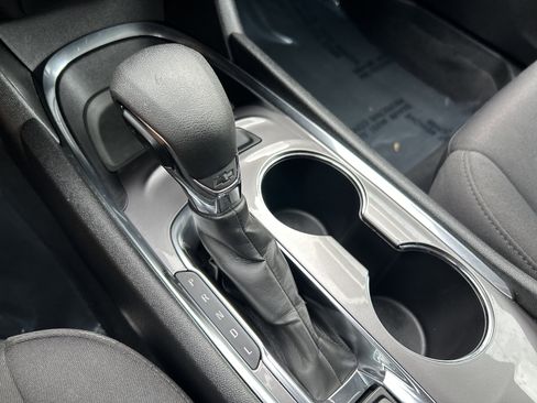 Used 2022 Chevrolet Malibu LT image 24