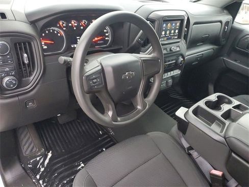 Used 2021 Chevrolet Silverado 1500 Custom Trail Boss w/ LPO, Dark Essentials Package image 8